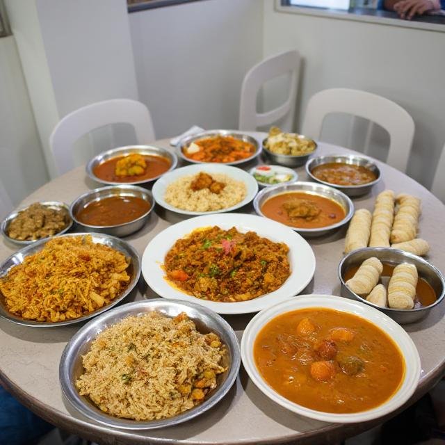 Affordable best fascinating food on Dubai tour – Indian and Filipino meals