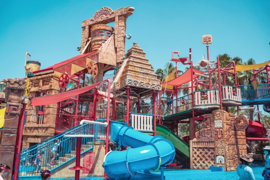 The image showcases a side look of Atlantis Aquaventure, Dubai