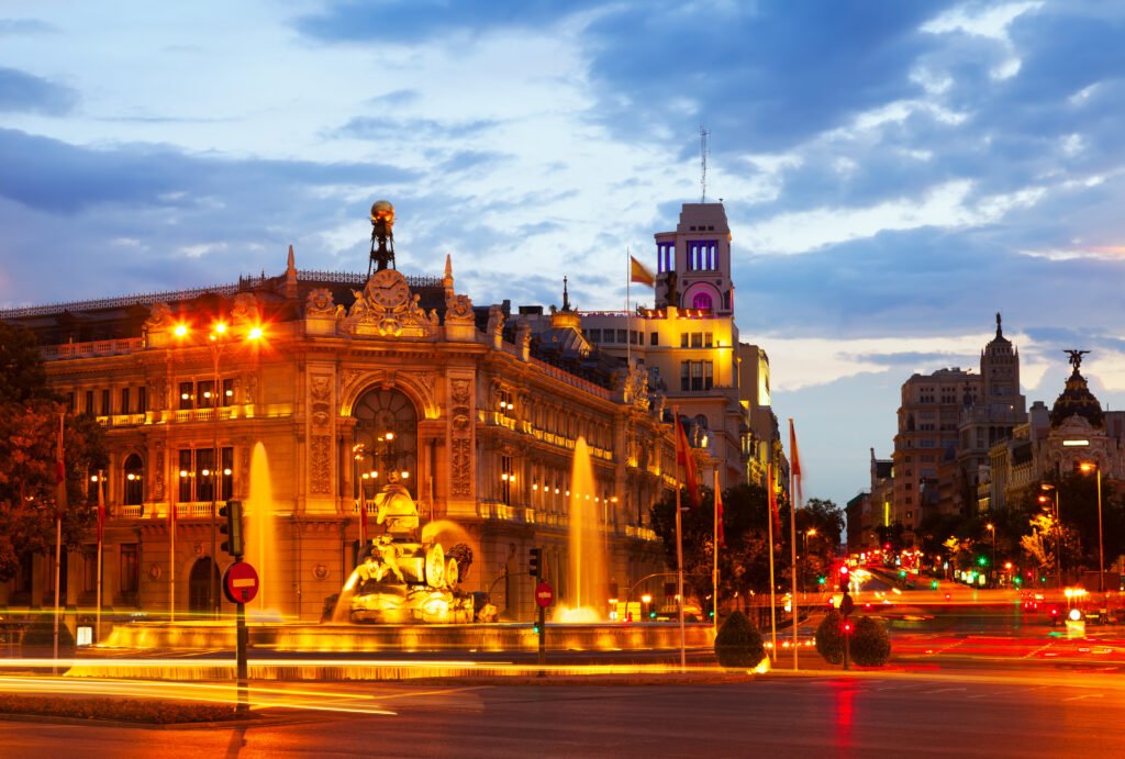 Plaza de Cibeles in summer dusk. Madrid- spain solo travel